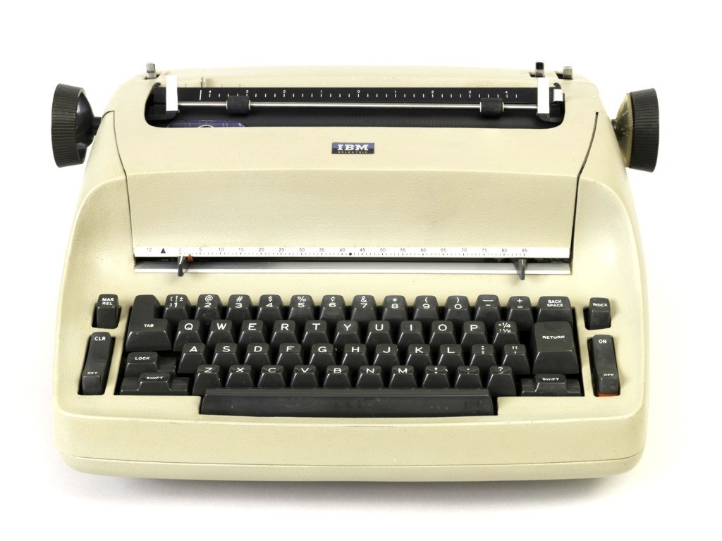 Machine à écrire IBM à boule